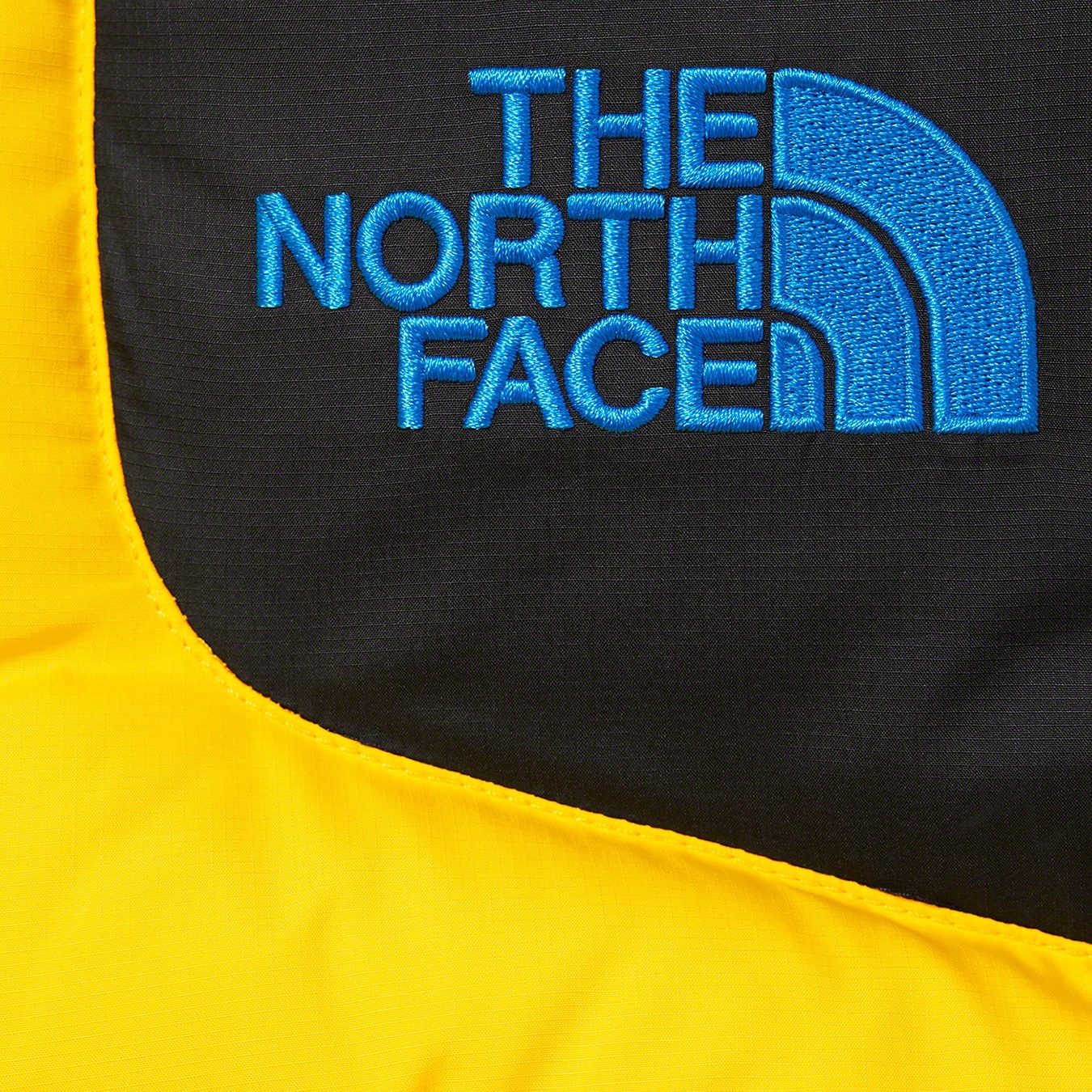 Supreme®/The North Face® 800-Fill Half Zip Hooded Pullover view 5